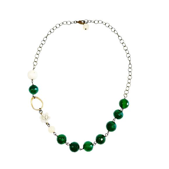 NECKLACE Hand Crafted in Antique Gold & Green - Picture 1 of 8